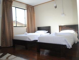 Putra Putri Lodge Кангар Екстер'єр фото